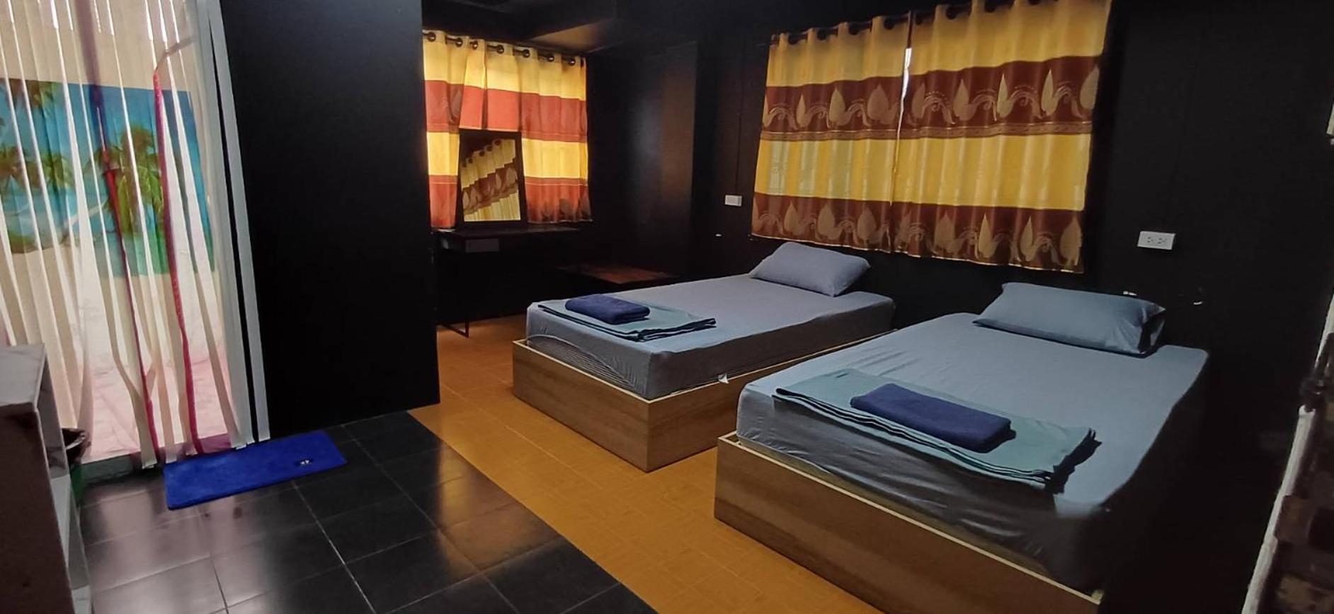 Satop Travelers Guesthouse Chiang Mai Exteriör bild